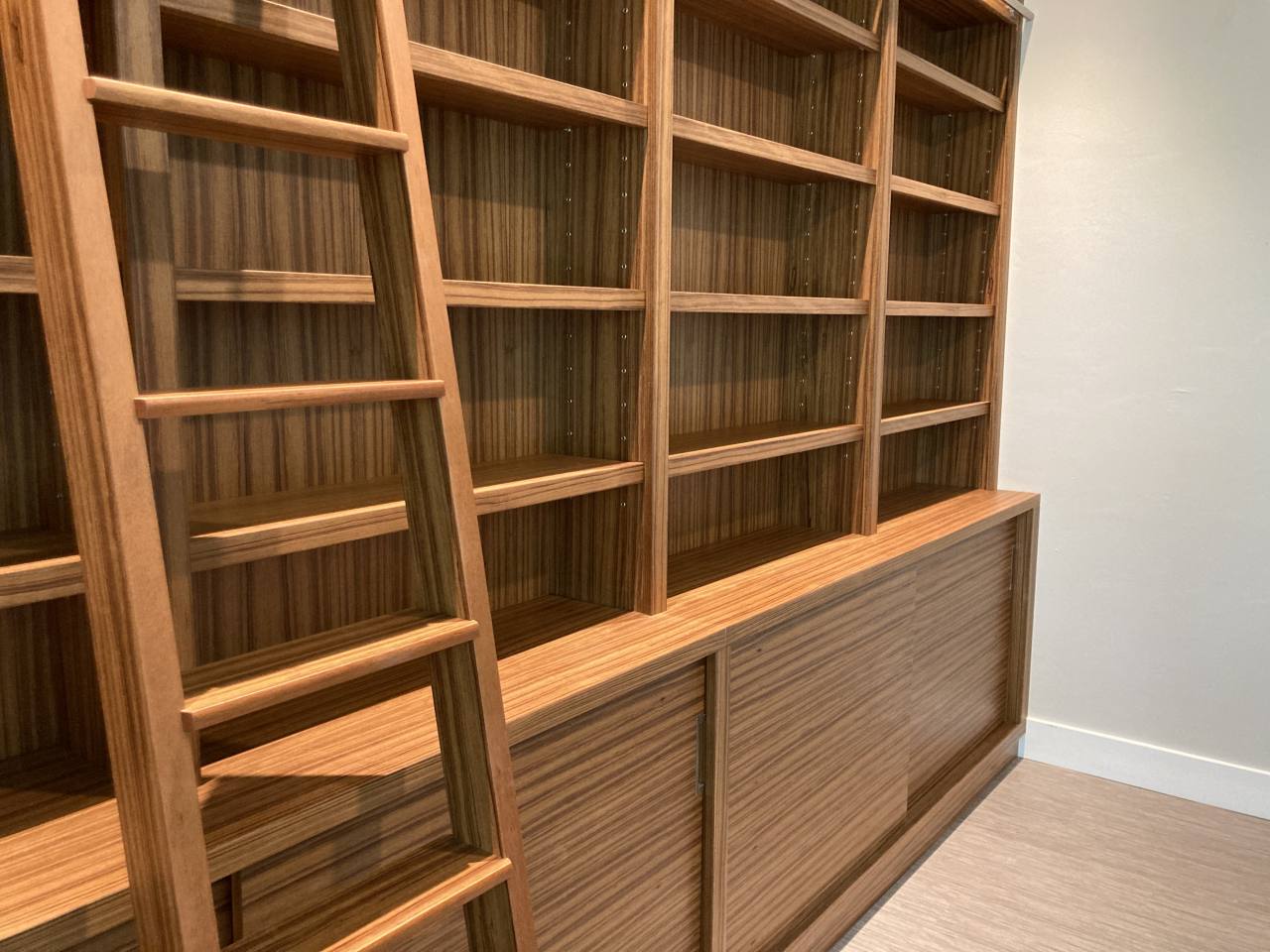 quarter sawn teak veneer library